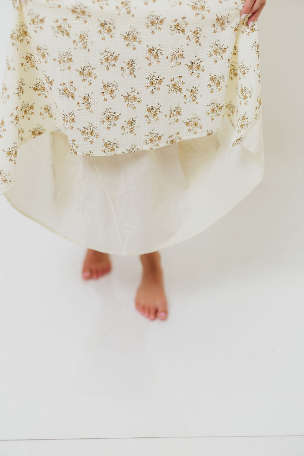 Hunter 100% Cotton Gauze Maxi Dress with Detail Trimming in Cream Taupe Floral - Bump Friendly and Inclusive Sizing *9/12 PRE-ORDER*